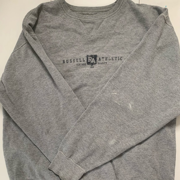 Vintage Russell Athletic Crewneck - Picture 8 of 10